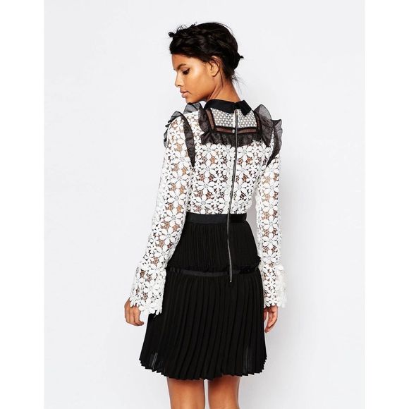 Self Portrait Adeline Lace Up Pleated Dress - Picture 2 of 13